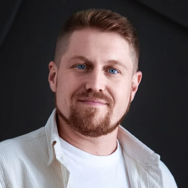 Dmitri L.